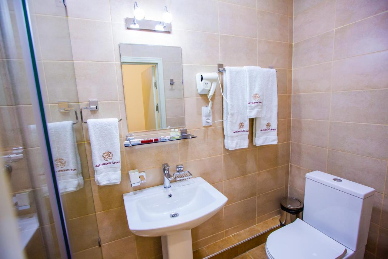 Art Eco Hotel Tashkent Esterno foto