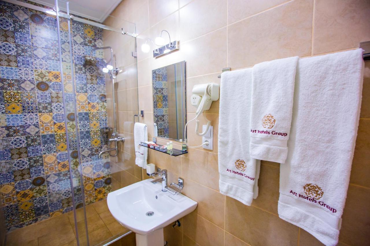 Art Eco Hotel Tashkent Esterno foto