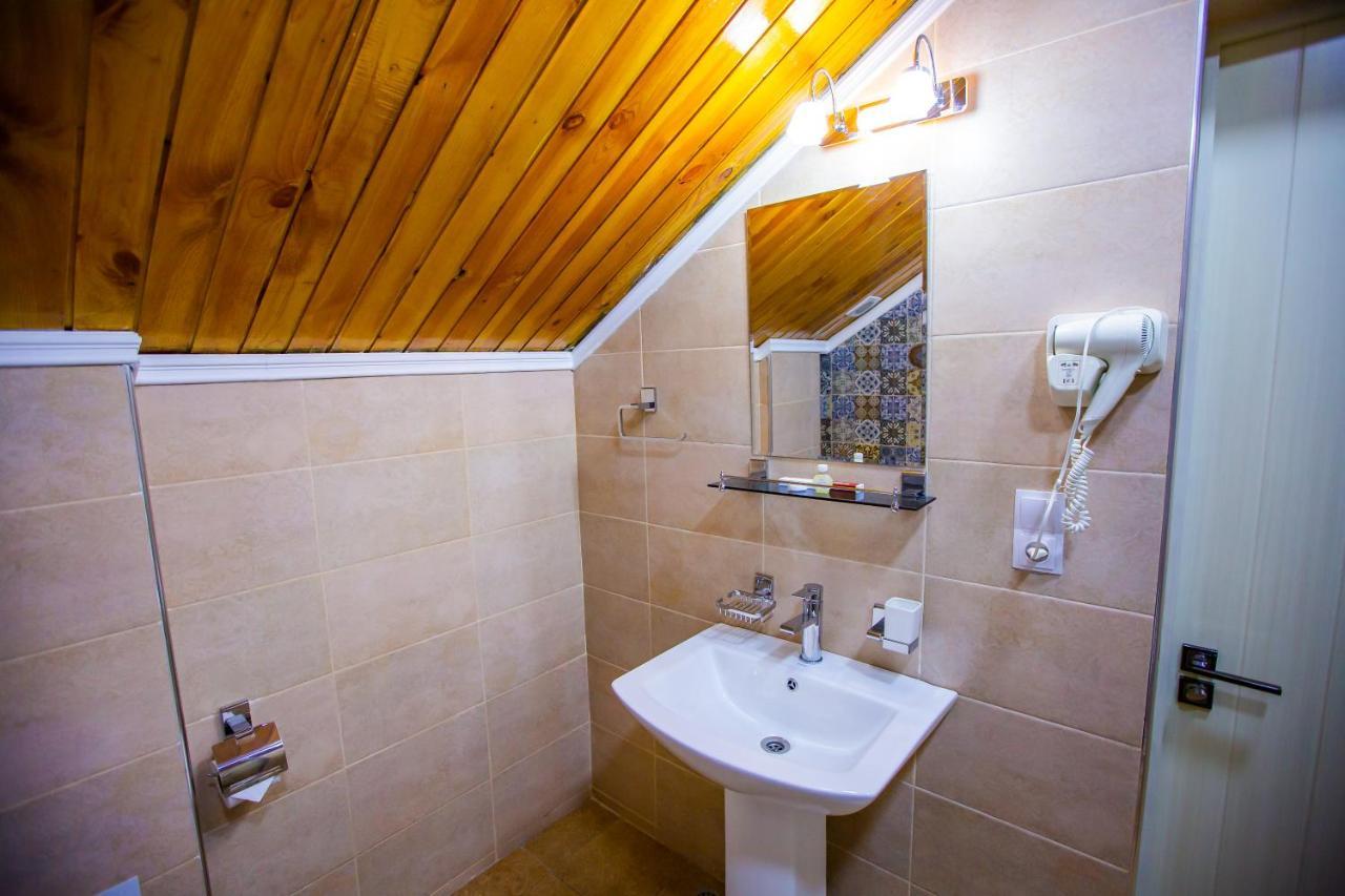 Art Eco Hotel Tashkent Esterno foto