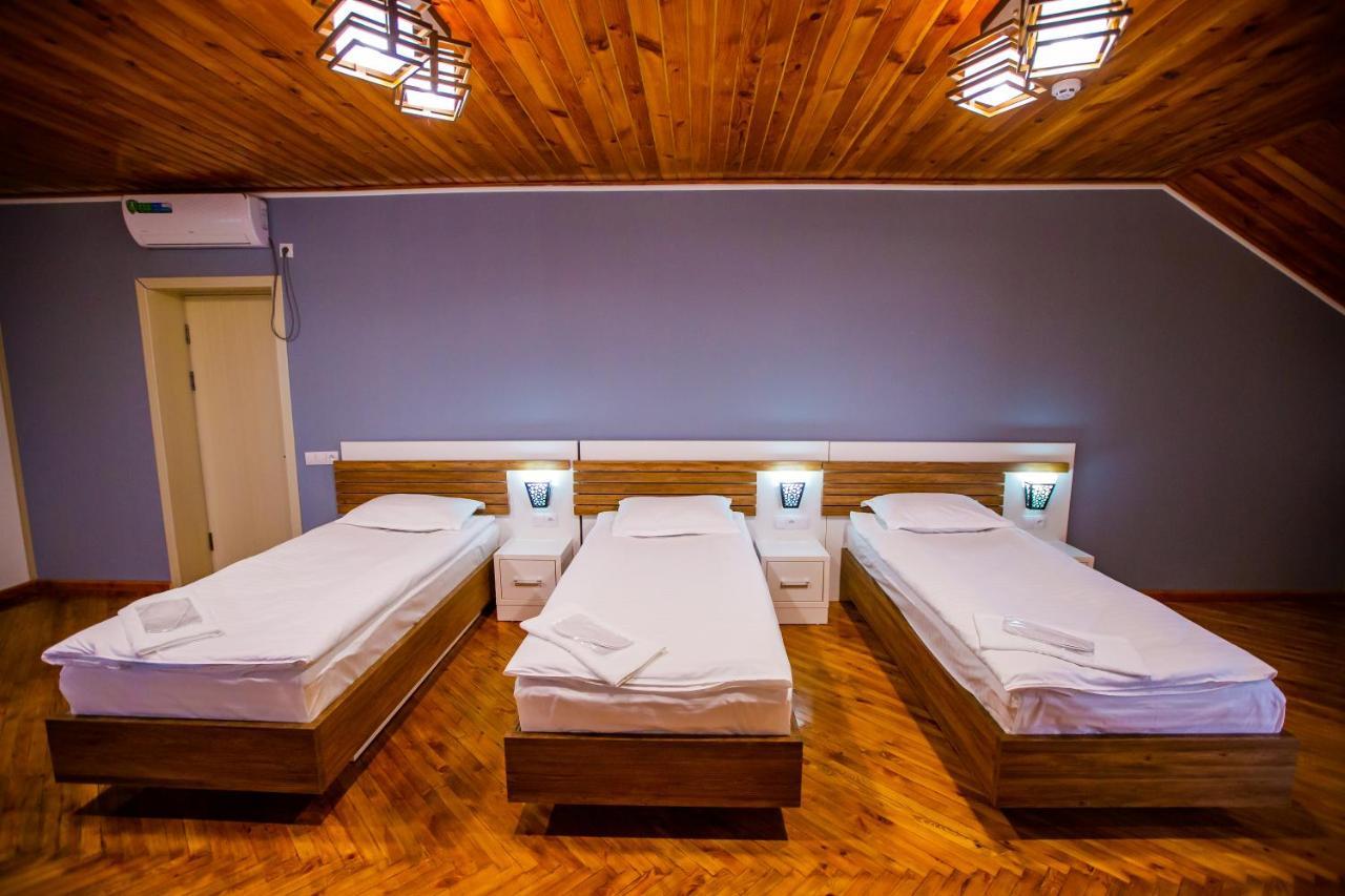 Art Eco Hotel Tashkent Esterno foto