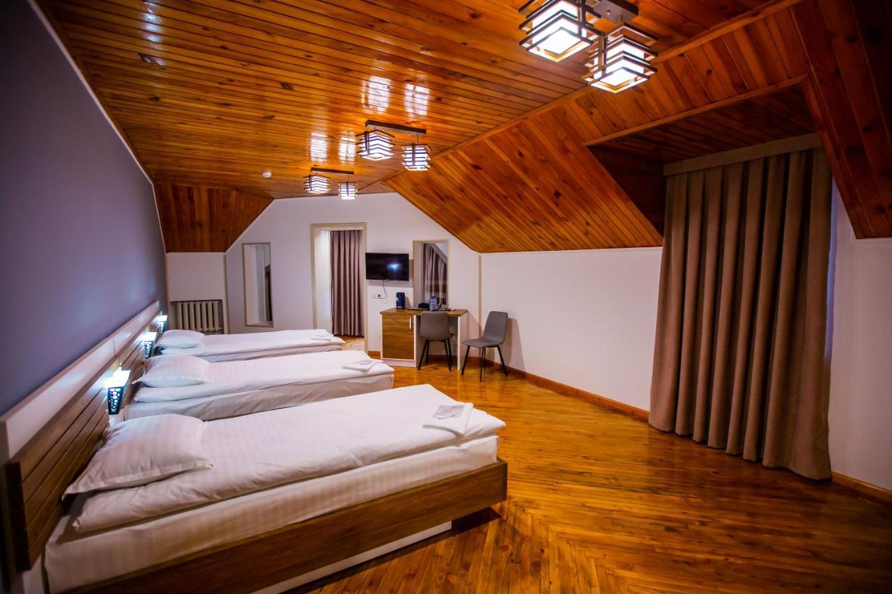 Art Eco Hotel Tashkent Esterno foto