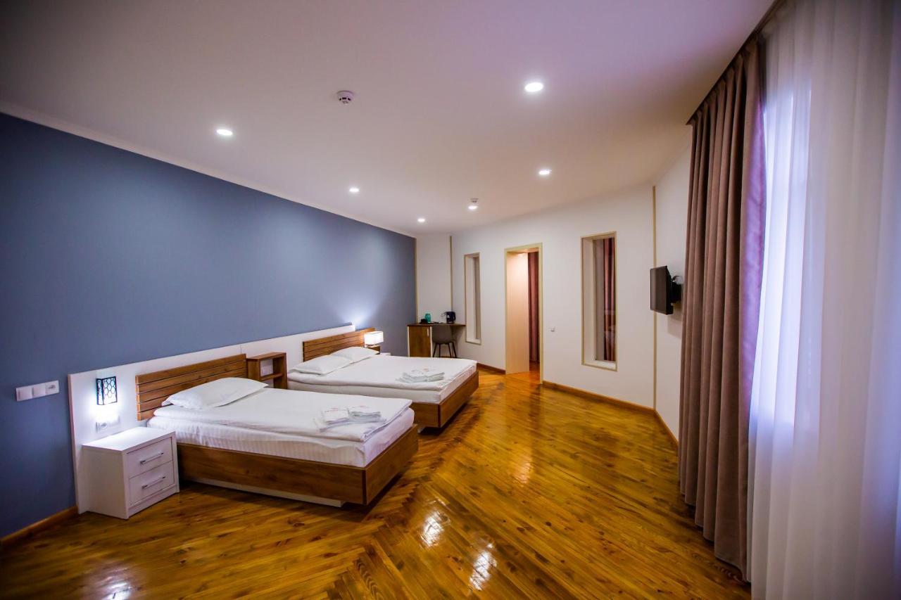 Art Eco Hotel Tashkent Esterno foto